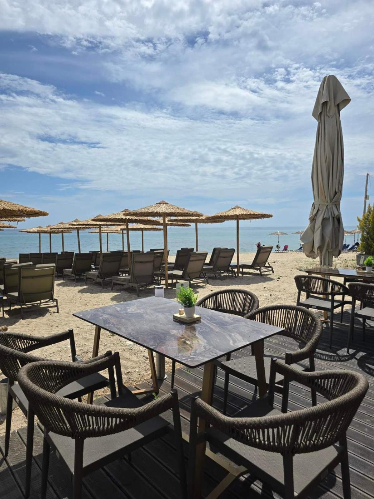 Anna Beach Suites Limenaria  Exterior foto